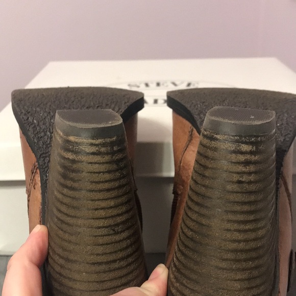 Steve Madden Renegaid Boots in cognac with straps and buckle accents! - Picture 12 of 16